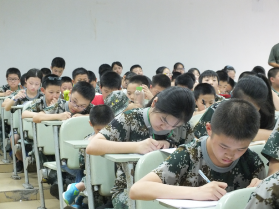 石家庄军训夏令营介绍“张驰有度”听课法